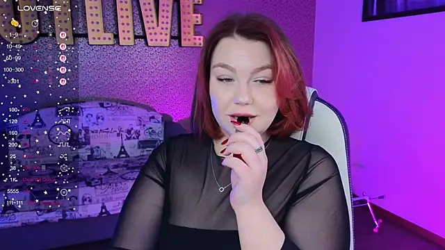 Snapshot of Lilumytrend chatting on February 28, 2026, 12:06 pm Lilumytrend online show from February 28, 2026, 12:06 pm