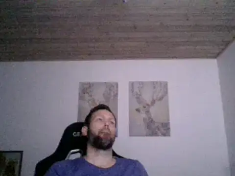 Snapshot of Gotta1 chatting on December 22, 2024, 2:06 am Gotta1 online show from December 22, 2024, 2:06 am