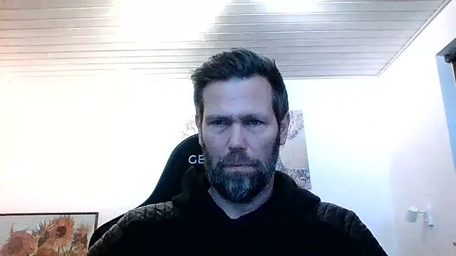 Snapshot of Gotta1 chatting on February 6, 2025, 6:02 pm Gotta1 online show from February 6, 2025, 6:02 pm