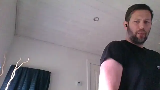 Snapshot of Gotta1 chatting on February 22, 2025, 9:34 am Gotta1 online show from February 22, 2025, 9:34 am