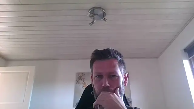 Snapshot of Gotta1 chatting on March 16, 2025, 2:00 pm Gotta1 online show from March 16, 2025, 2:00 pm