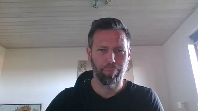 Snapshot of Gotta1 chatting on September 24, 2025, 1:03 pm Gotta1 online show from September 24, 2025, 1:03 pm