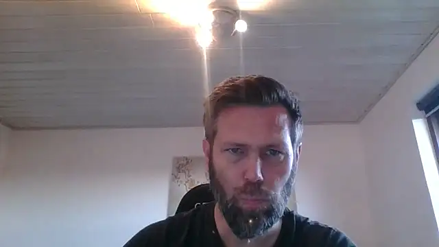 Snapshot of Gotta1 chatting on November 6, 2025, 2:07 pm Gotta1 online show from November 6, 2025, 2:07 pm