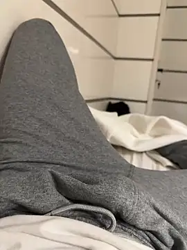 young1fucker online show from December 16, 2024, 6:32 am