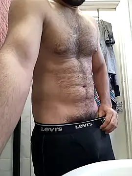 Snapshot of samcumms chatting on February 14, 2025, 12:14 pm samcumms online show from February 14, 2025, 12:14 pm