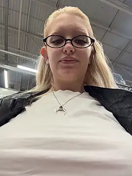 Milkyy wway online show from May 22, 2026, 3:24 am