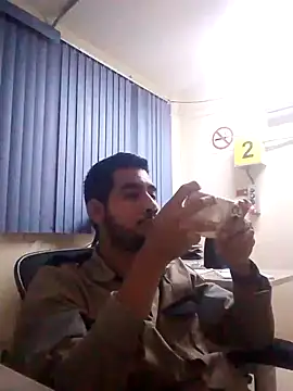 EnriquePersian197 online show from January 11, 2025, 4:27 am