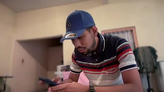 EnriquePersian197 online show from January 21, 2025, 7:28 pm