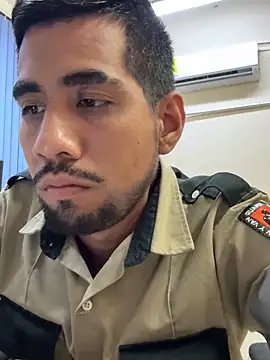 EnriquePersian197 online show from February 1, 2025, 2:05 am