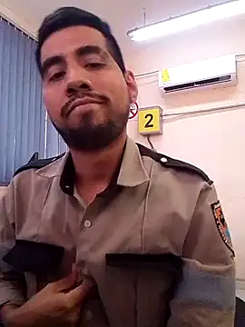 EnriquePersian197 online show from February 20, 2025, 5:51 pm