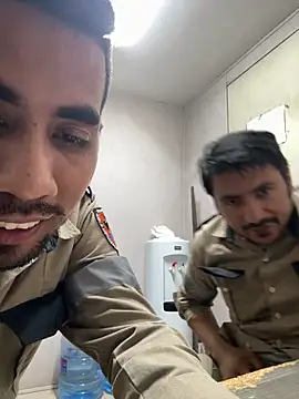 EnriquePersian197 online show from March 12, 2025, 5:35 am