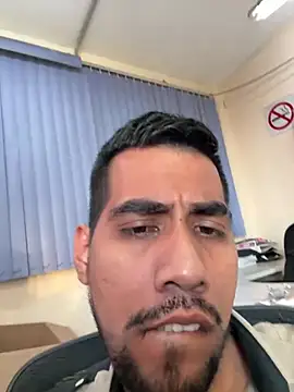 EnriquePersian197 online show from March 18, 2025, 12:16 am