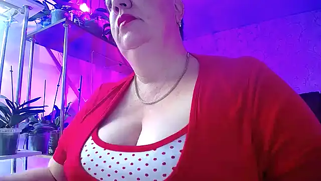 Snapshot of _Sweet_Woman chatting on November 10, 2025, 5:28 am Sweet Woman online show from November 10, 2025, 5:28 am