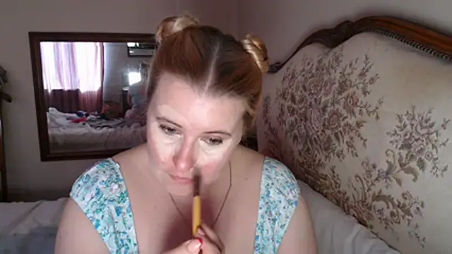 JosieAndYou online show from April 5, 2026, 10:34 am