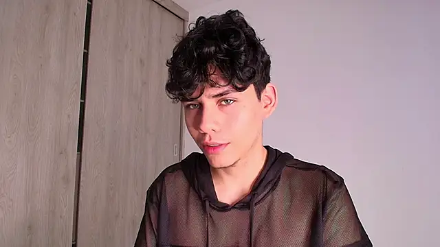 Snapshot of Naytoon__lex chatting on January 13, 2025, 1:17 pm Naytoon lex online show from January 13, 2025, 1:17 pm