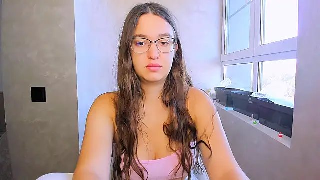 Snapshot of fancy_bunny chatting on September 15, 2025, 7:41 am fancy bunny online show from September 15, 2025, 7:41 am