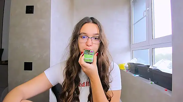 Snapshot of fancy_bunny chatting on September 22, 2025, 6:26 am fancy bunny online show from September 22, 2025, 6:26 am