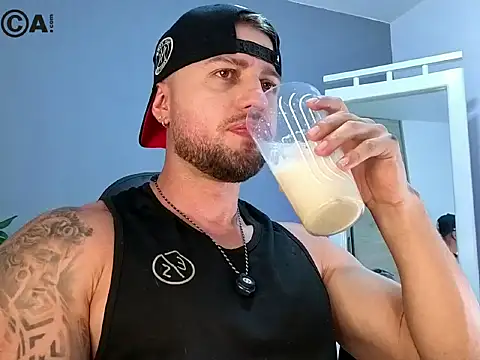 OwenMaximus814 online show from March 26, 2026, 5:40 pm