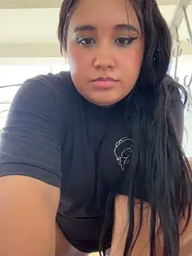 melyescobar online show from February 21, 2025, 3:10 pm