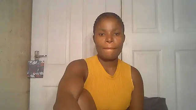 Snapshot of Smoochy_ chatting on December 11, 2024, 4:18 am Smoochy online show from December 11, 2024, 4:18 am