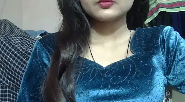 Snapshot of Aayesha chatting on December 4, 2024, 7:50 am Aayesha online show from December 4, 2024, 7:50 am