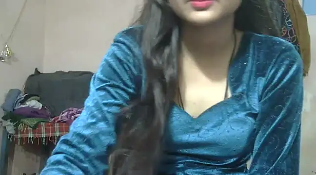 Snapshot of Aayesha chatting on January 17, 2025, 10:22 am Aayesha online show from January 17, 2025, 10:22 am