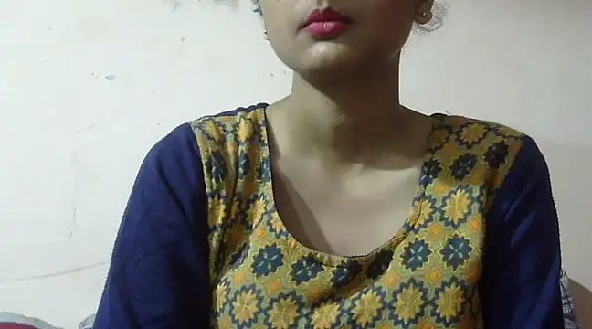 Snapshot of Aayesha chatting on February 17, 2025, 4:20 am Aayesha online show from February 17, 2025, 4:20 am