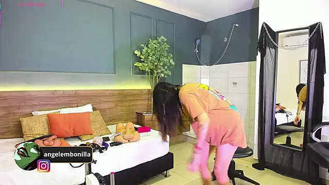 megan morgan01 online show from February 13, 2026, 12:01 pm