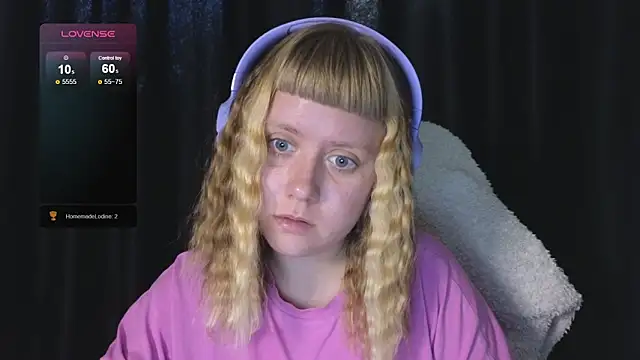 Snapshot of June_shy0 chatting on September 11, 2025, 6:57 am June shy0 online show from September 11, 2025, 6:57 am