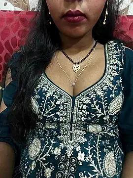 Snapshot of Sharmila-Singh chatting on January 19, 2026, 6:06 am Sharmila-Singh online show from January 19, 2026, 6:06 am