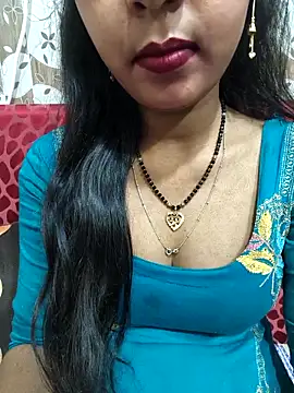 Snapshot of Sharmila-Singh chatting on February 4, 2026, 7:14 am Sharmila-Singh online show from February 4, 2026, 7:14 am