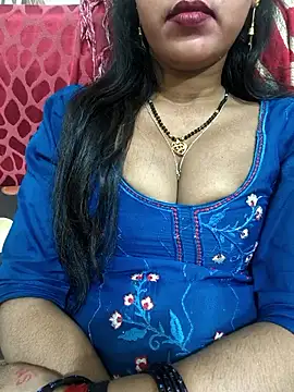 Snapshot of Sharmila-Singh chatting on February 5, 2026, 7:51 pm Sharmila-Singh online show from February 5, 2026, 7:51 pm