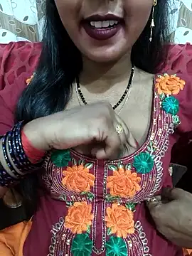 Snapshot of Sharmila-Singh chatting on February 11, 2026, 6:13 pm Sharmila-Singh online show from February 11, 2026, 6:13 pm