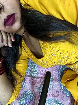 Snapshot of Sharmila-Singh chatting on April 9, 2026, 6:30 am Sharmila-Singh online show from April 9, 2026, 6:30 am