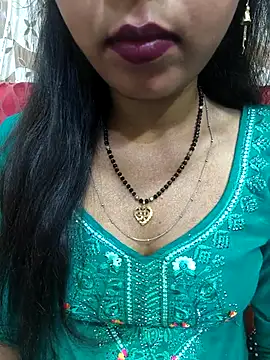 Snapshot of Sharmila-Singh chatting on April 15, 2026, 8:09 pm Sharmila-Singh online show from April 15, 2026, 8:09 pm