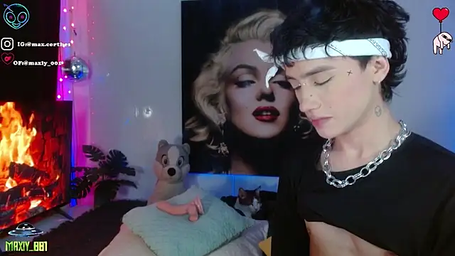 maxiy 001 online show from March 31, 2026, 1:29 am