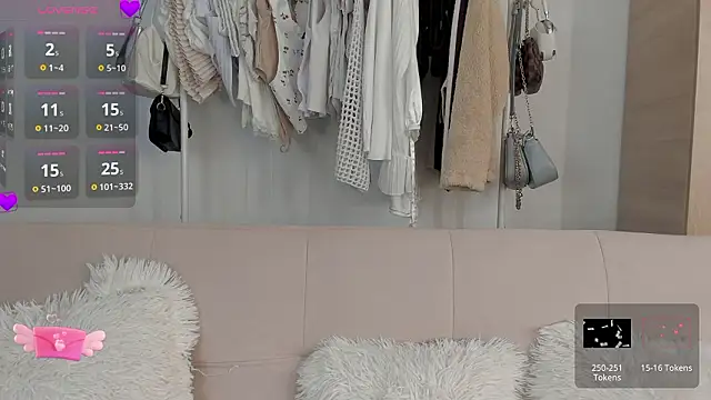 Sweetnaughtygirl  online show from March 7, 2026, 12:18 am