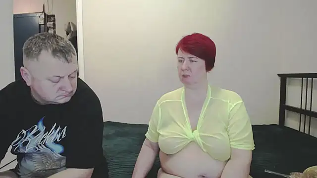 Snapshot of Daddy_Basllio_and_wife chatting on December 27, 2024, 6:42 pm Daddy Basllio and wife online show from December 27, 2024, 6:42 pm