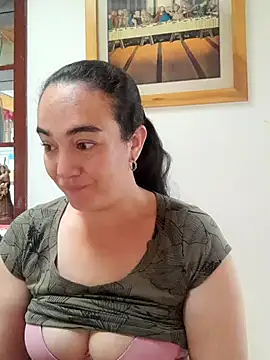 skayhot  online show from November 15, 2025, 1:29 pm