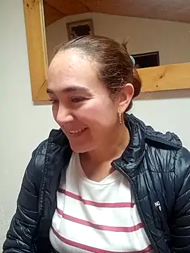 skayhot  online show from April 11, 2026, 4:00 pm