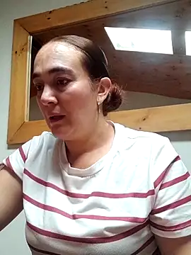 Snapshot of skayhot_ chatting on May 14, 2026, 1:18 pm skayhot online show from May 14, 2026, 1:18 pm