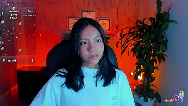 Snapshot of miichael_black chatting on February 7, 2025, 12:50 pm miichael black online show from February 7, 2025, 12:50 pm