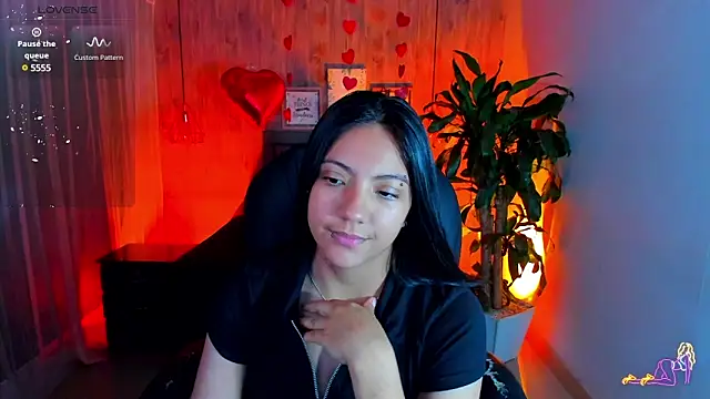 Snapshot of miichael_black chatting on February 12, 2025, 12:55 pm miichael black online show from February 12, 2025, 12:55 pm
