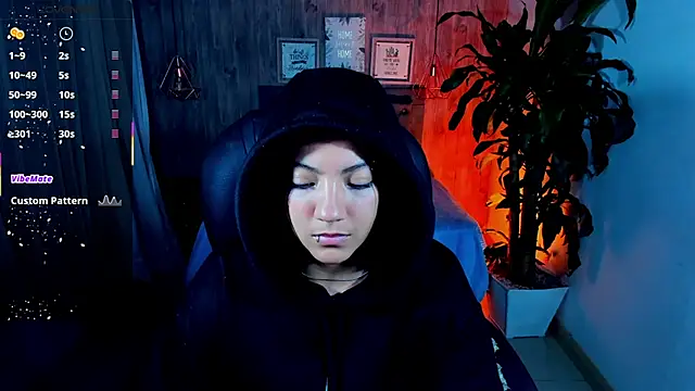 Snapshot of miichael_black chatting on September 20, 2025, 10:27 am miichael black online show from September 20, 2025, 10:27 am