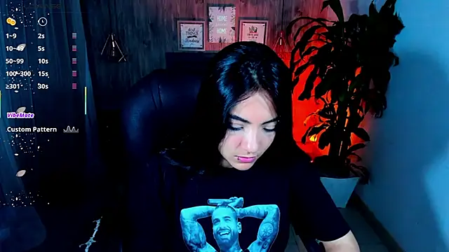 Snapshot of miichael_black chatting on October 11, 2025, 9:35 pm miichael black online show from October 11, 2025, 9:35 pm