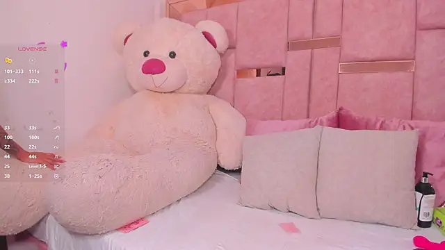 emily daarell online show from March 31, 2026, 8:42 pm