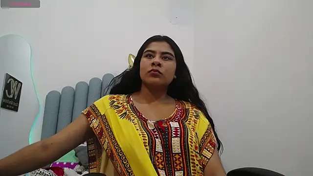 iniyalaboni online show from March 22, 2025, 7:53 pm