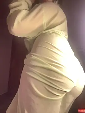 Snapshot of Ghazala-bitsh chatting on January 26, 2025, 9:29 pm Ghazala-bitsh online show from January 26, 2025, 9:29 pm