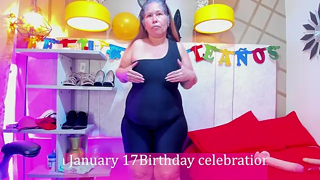 Snapshot of girl_amada chatting on January 16, 2025, 4:38 am girl amada online show from January 16, 2025, 4:38 am