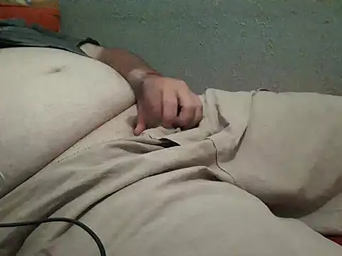 Snapshot of mfreitas005 chatting on December 6, 2024, 12:45 am mfreitas005 online show from December 6, 2024, 12:45 am